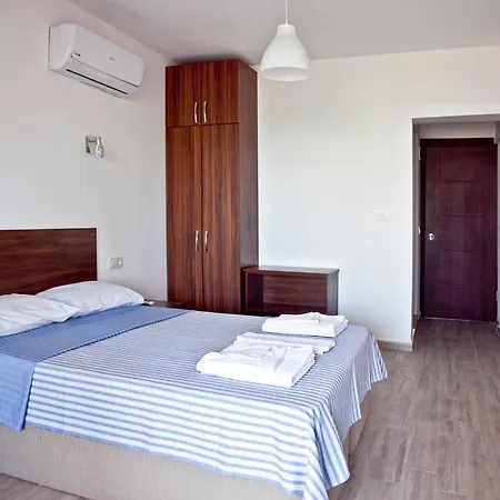 בית הארחה Sahin & Restaurant Yaliciftlik