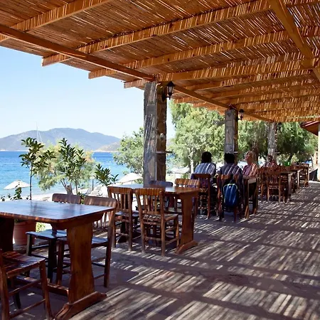 בית הארחה Sahin & Restaurant Yaliciftlik