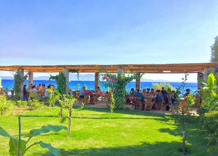 Sahin & Restaurant Yaliciftlik